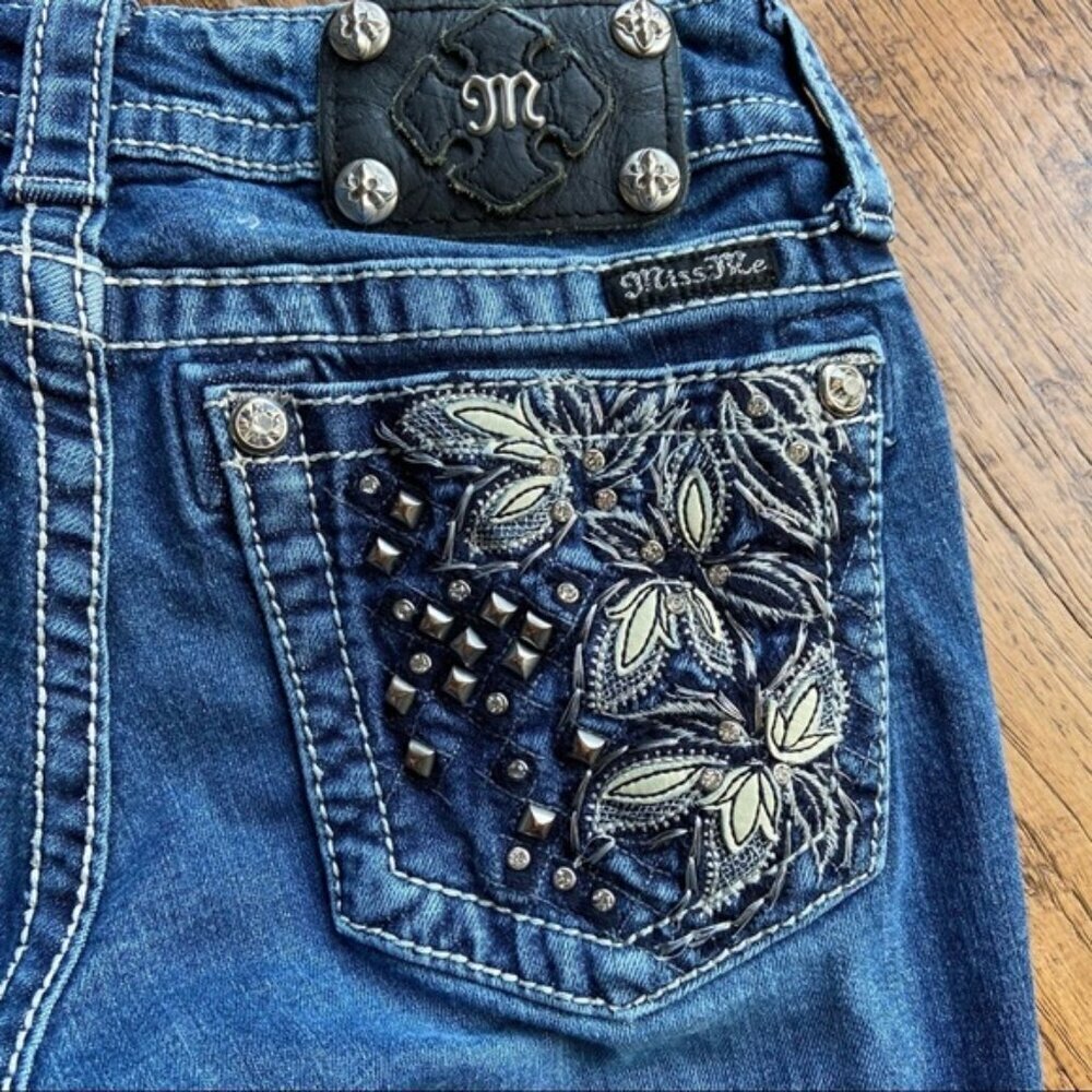 Miss Me Womens jeans size 27 bootcut - Picture 3 of 9